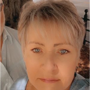 Meet your Posher, Sandy